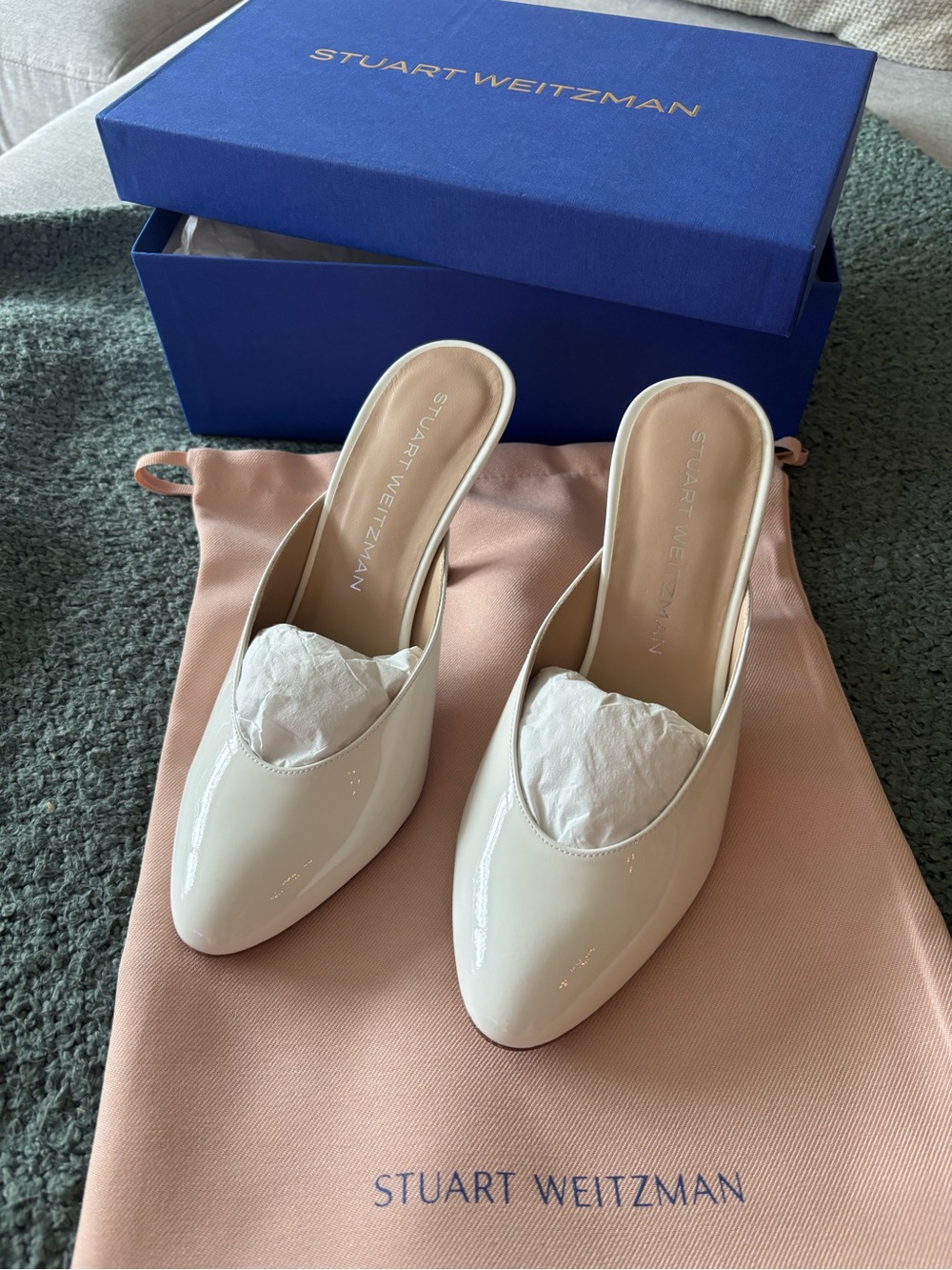 Stuart Weitzman Cream Patent Leather Pointed Mules